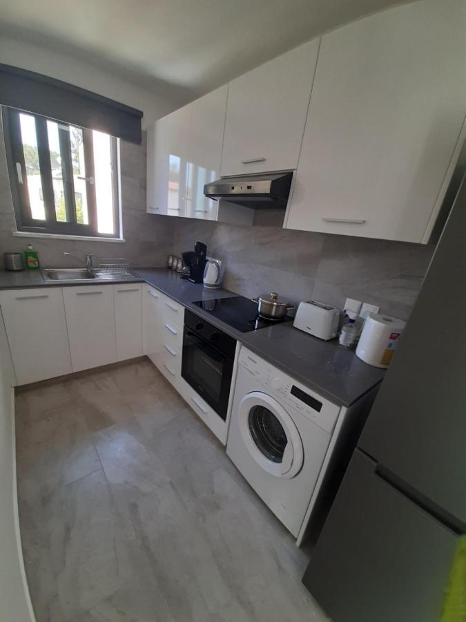 Kato Paphos 1Br Near Paphos Harbour/Beach/Sea Eksteriør bilde